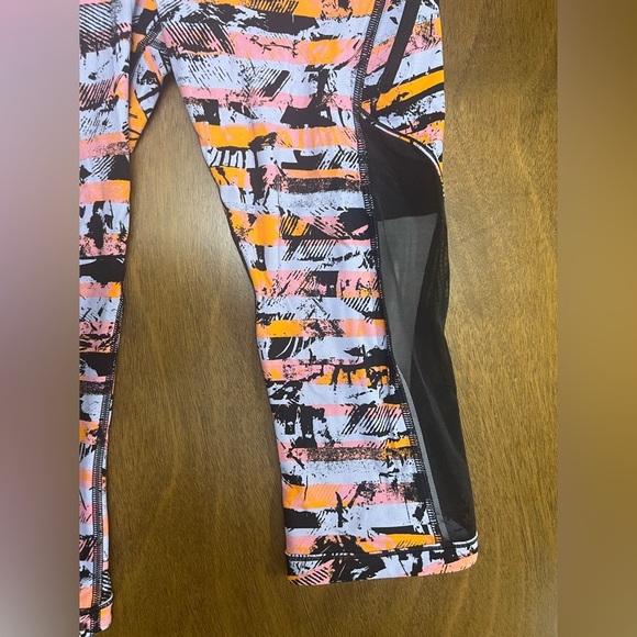 LULULEMON Sun Runner Crop 17" Capri Legging Women's 4 (0386) - Picture 4 of 16